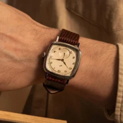 AV86 | 1954 Amalfi Mechaniczny zegarek w srebrnym kolorze z kremową tarcz