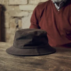 Ciemnobrązowy kapelusz Bucket Hat Giotto Moda
