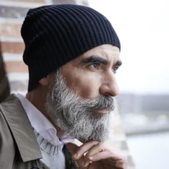Ciemnogranatowa lekka beanie z bawełny organicznej Kristian Kite