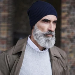 Ciemnogranatowa wiosenna czapka beanie Konrad Kite