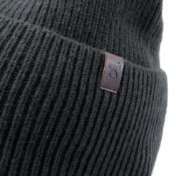 Ciemnoszara czapka beanie z wełny z recyklingu z mankietem