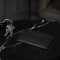 Czarne etui na karty RFID Bruce