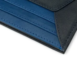 Czarno-niebieskie skórzane etui na karty RFID Loren