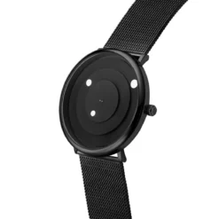 Instant | Minimalistyczny zegarek czarno-biały z siatkową bransoletą