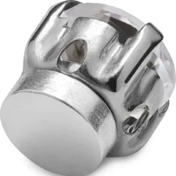 Jasny kryształowy kolczyk magnetyczny