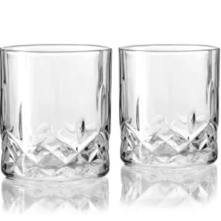 Klasyczny zestaw szklanek do whisky