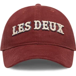 Les Deux | Ceglastoczerwona czapka z daszkiem Dad Cap z logo
