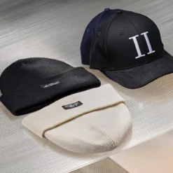 Les Deux | Kremowa czapka beanie Wayne z logo