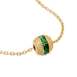 Mediterranean | 14K pozłacany naszyjnik z walcowatą zawieszką pavé z zielonymi cyrkoniami