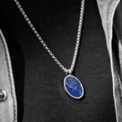 Orisun | Srebrzysty naszyjnik ze stali nierdzewnej z okrągłą zawieszką z lapis lazuli