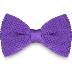 Purpurowa dzianinowa muszka