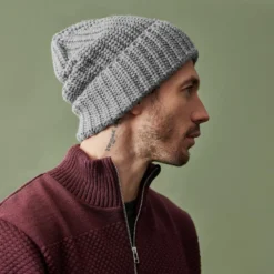 Szara masywna dzianinowa czapka beanie Fee Montagna