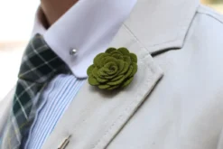 Szpilka do marynarki - zielona róża