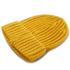 Żółta masywna dzianinowa czapka beanie Fee Montagna
