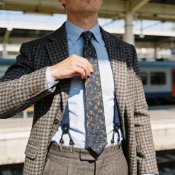 Vexel | Szerokie granatowe szelki w kropki w stylu X na klipsy