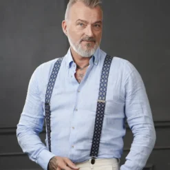 Wzorzyste szelki w rozety