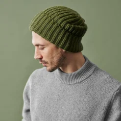 Zielono-oliwkowa masywna dzianinowa czapka beanie Fee Montagna
