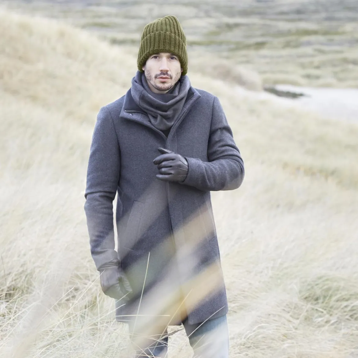 Zielono-oliwkowa masywna dzianinowa czapka beanie Fee Montagna